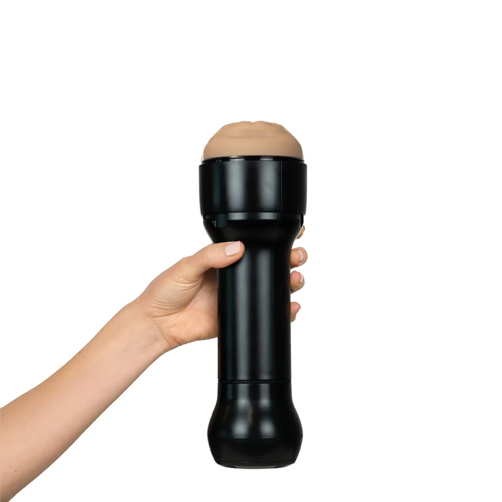 Kiiroo PowerBlow ir FeelVictoria Jun