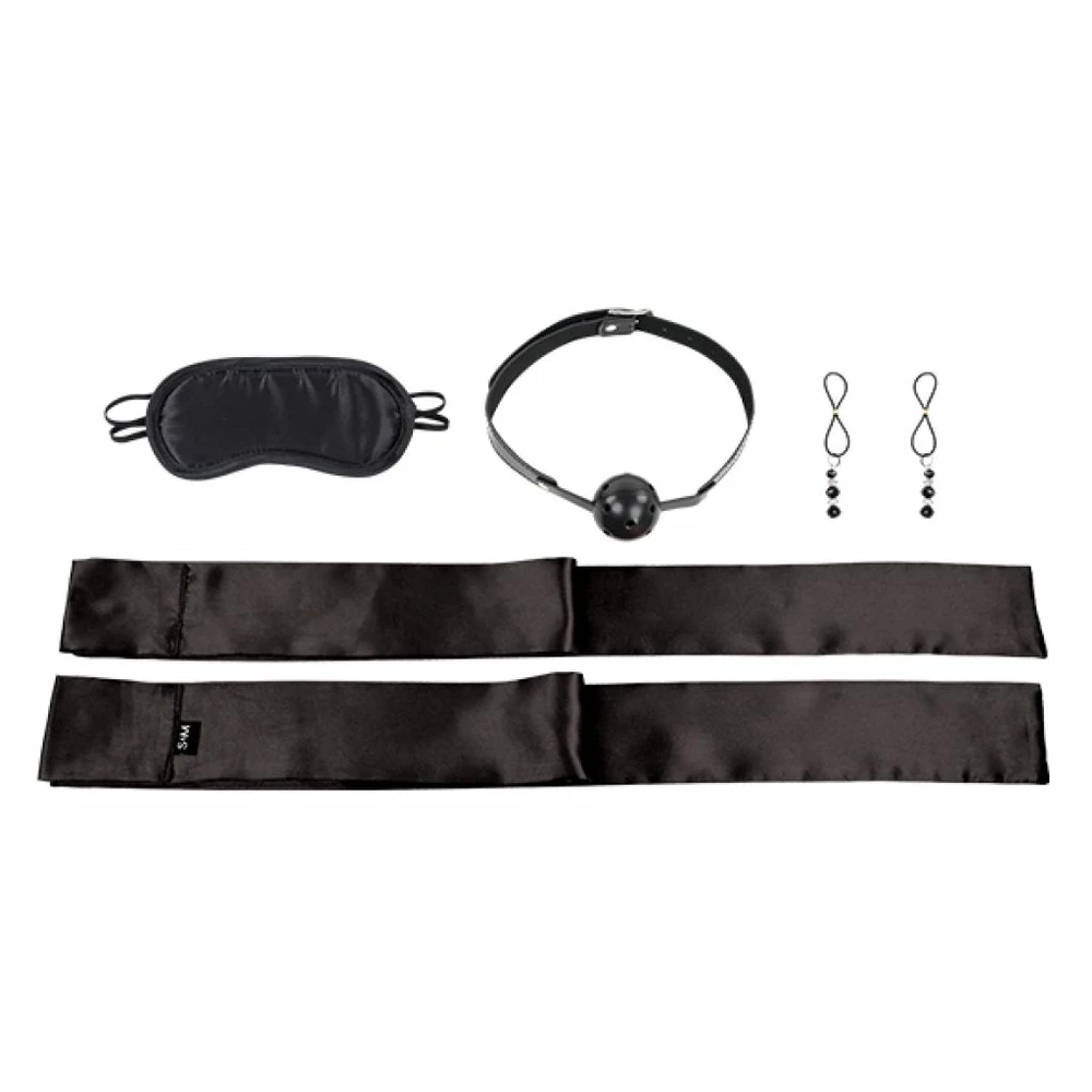 BDSM rinkinys: satininės juostos, raištis, kamštis ir segtukai