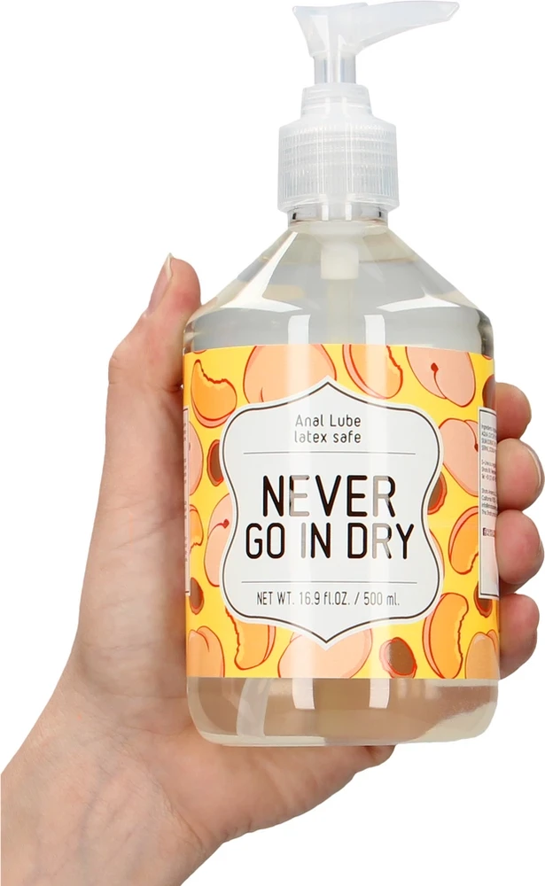 Shots „Never Go In Dry“ – vandens pagrindu pagamintas analinis lubrikantas – 500 ml