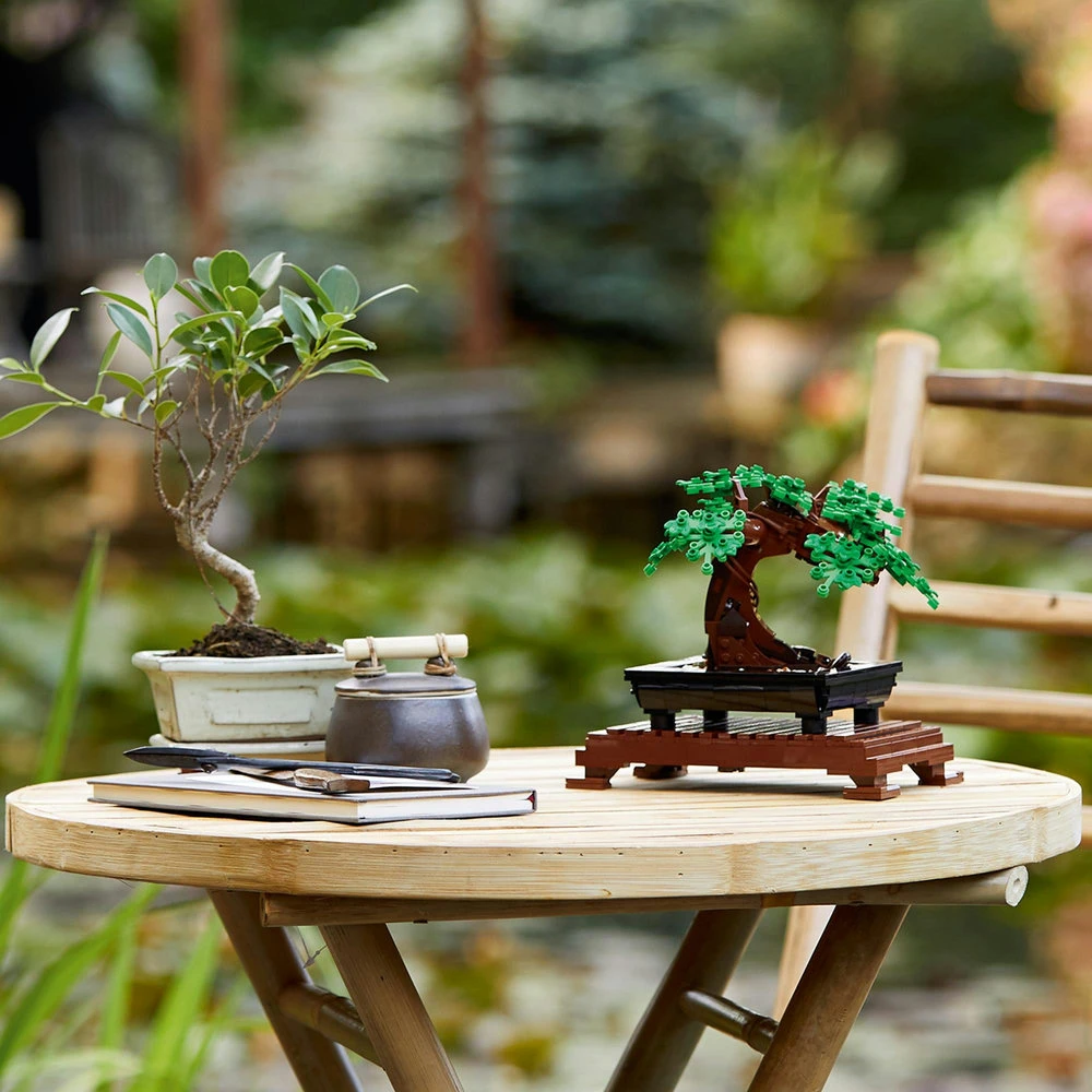 LEGO® Icons Bonsai medelis (10281)