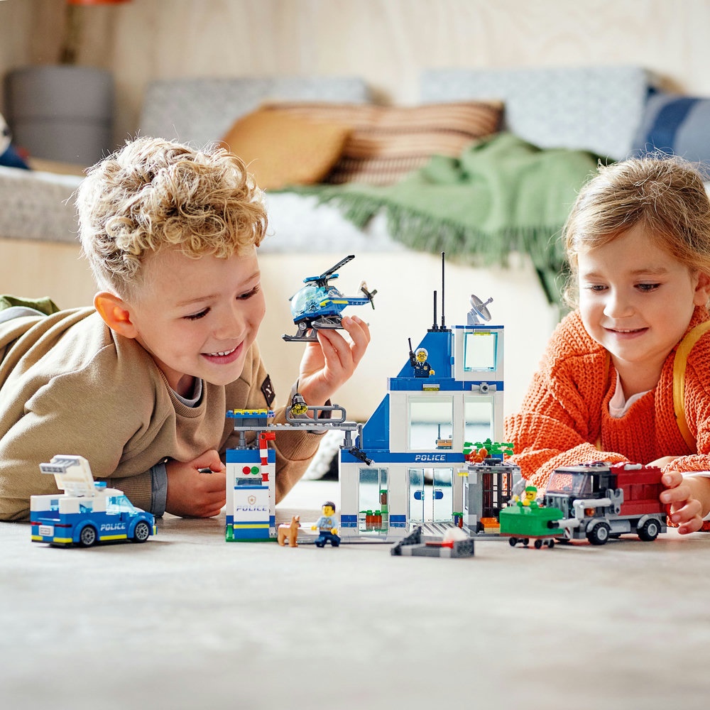 LEGO® City Policijos nuovada (60316)