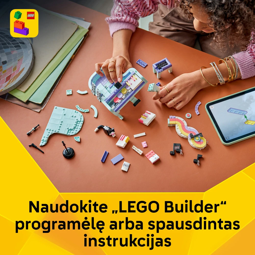 LEGO® Creator 3 in 1 Muzikos tematikos dekoras: pianinas su kate 31392
