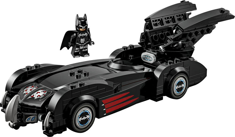 LEGO® DC Batman™: „Betmenas ir Robinas“: Betmeno automobilis 76333