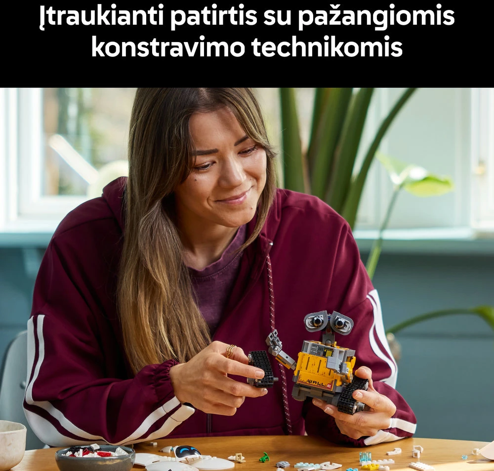 LEGO® ǀ Disney ir Pixar Wall-E ir Eve Filmo rinkinys 43279