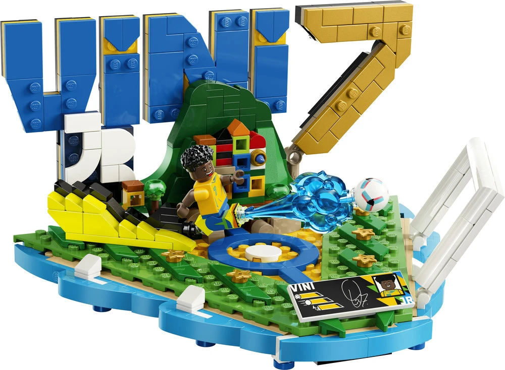 LEGO® Editions Vini Jr. – svarbiausi futbolo įvykiai, dekoro konstravimo rinkinys vaikams, 43027
