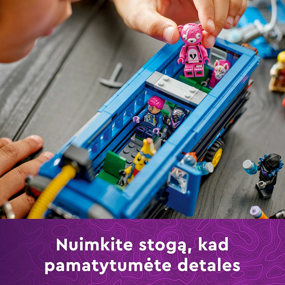 LEGO® Fortnite® Battle Bus (77073)