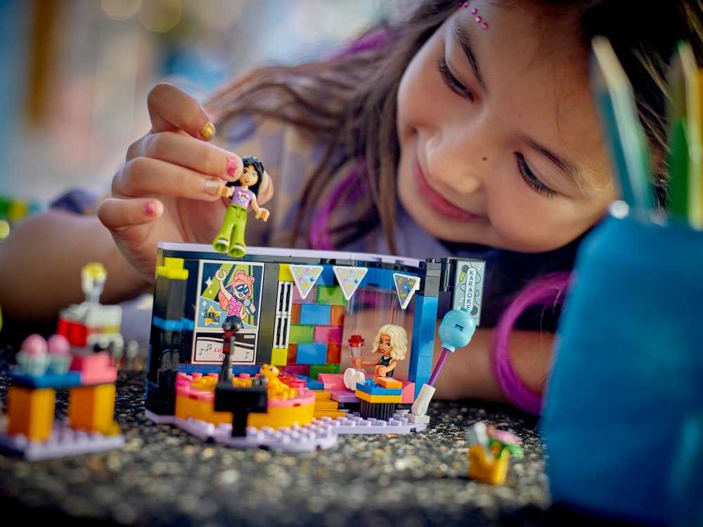 LEGO® Friends Karaokės vakarėlis (42610)