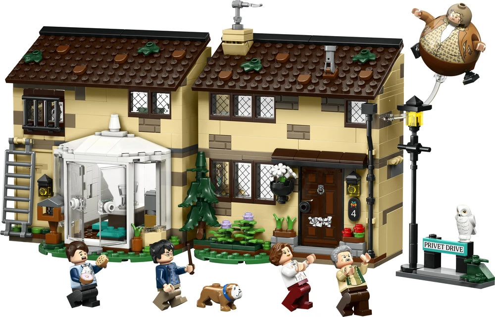 LEGO® Harry Potter™ Ligustrų gatvė: tetos Mardžės viešnagė 76451