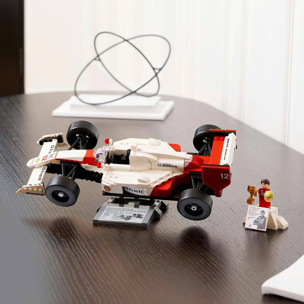 LEGO® Icons McLaren MP4/4 ir Ayrton Senna (10330)