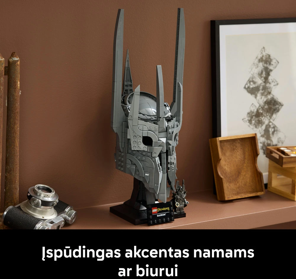 LEGO® Icons Žiedų valdovas: Saurono šalmas, 11373