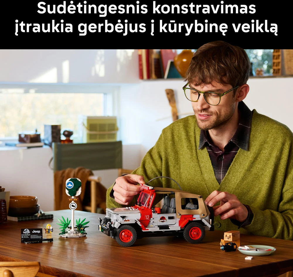 LEGO® Jurassic World: Jurassic Park Jeep® Wrangler 77984