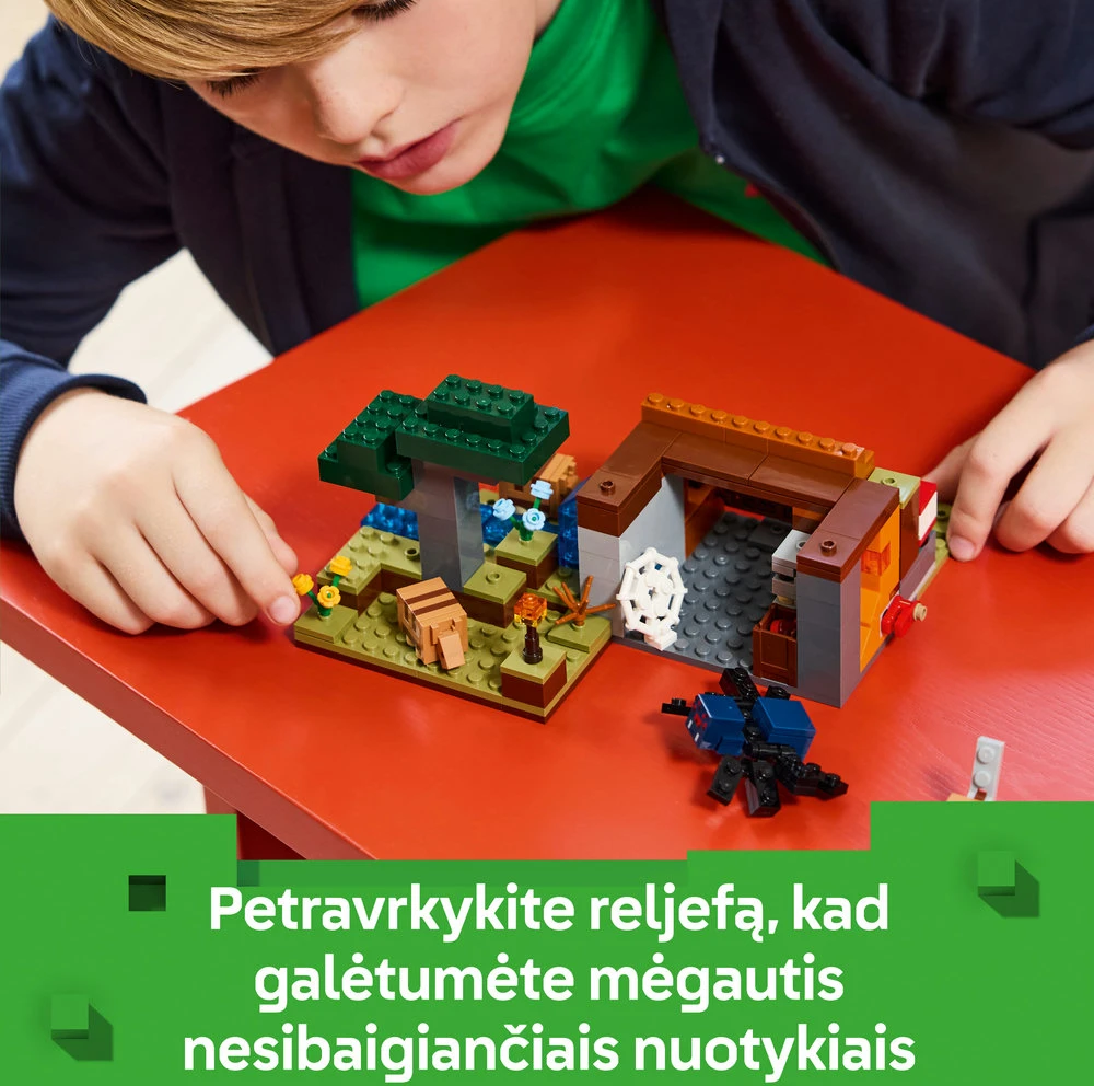 LEGO® Minecraft Kasyklos tyrinėjimas su šarvuočiu (21269)