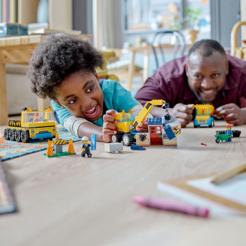 LEGO® City Statybiniai sunkvežimiai ir kranas su griaunamuoju rutuliu (60391) 60391