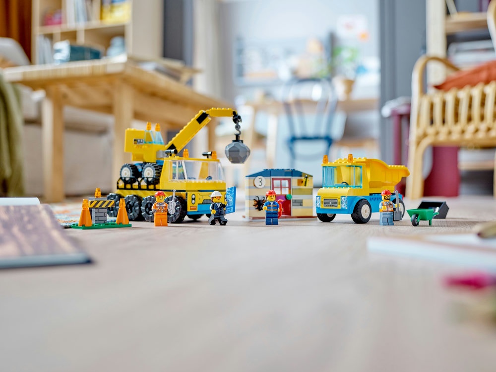 LEGO® City Statybiniai sunkvežimiai ir kranas su griaunamuoju rutuliu (60391) 60391