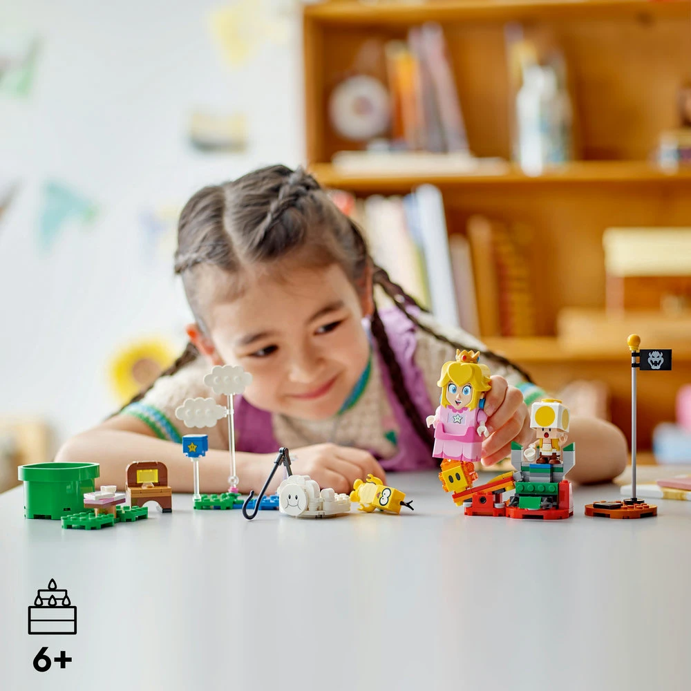 LEGO® Super Mario™ Nuotykiai su interaktyvia LEGO® Peach™ (71441)