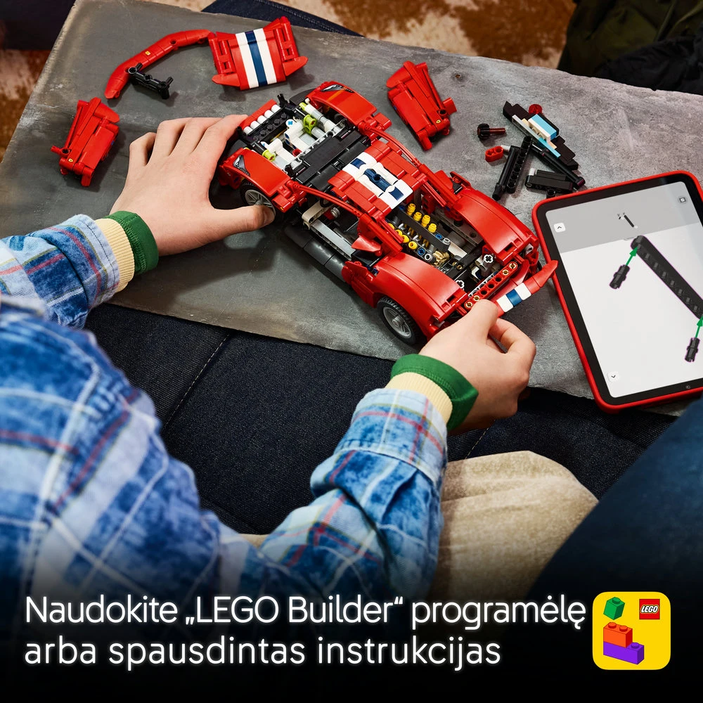LEGO® Technic Automobilis „Ferrari 488 Pista“ Žaislas 42235