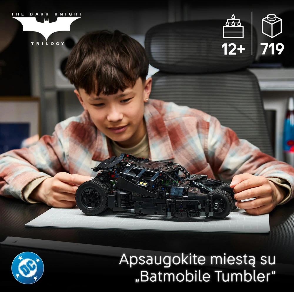 LEGO® Technic Batmobile™ Tumbler Konstravimo rinkinys 42239