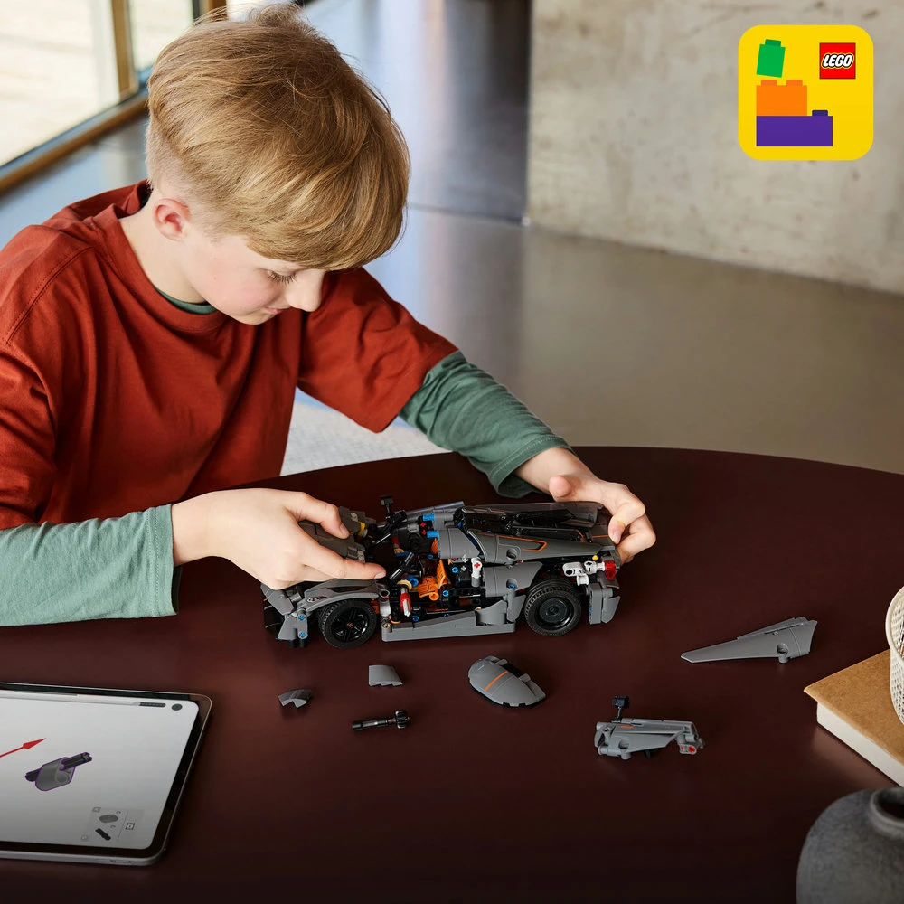LEGO® Technic Hiperautomobilis Koenigsegg Jesko Absolut Grey (42173)
