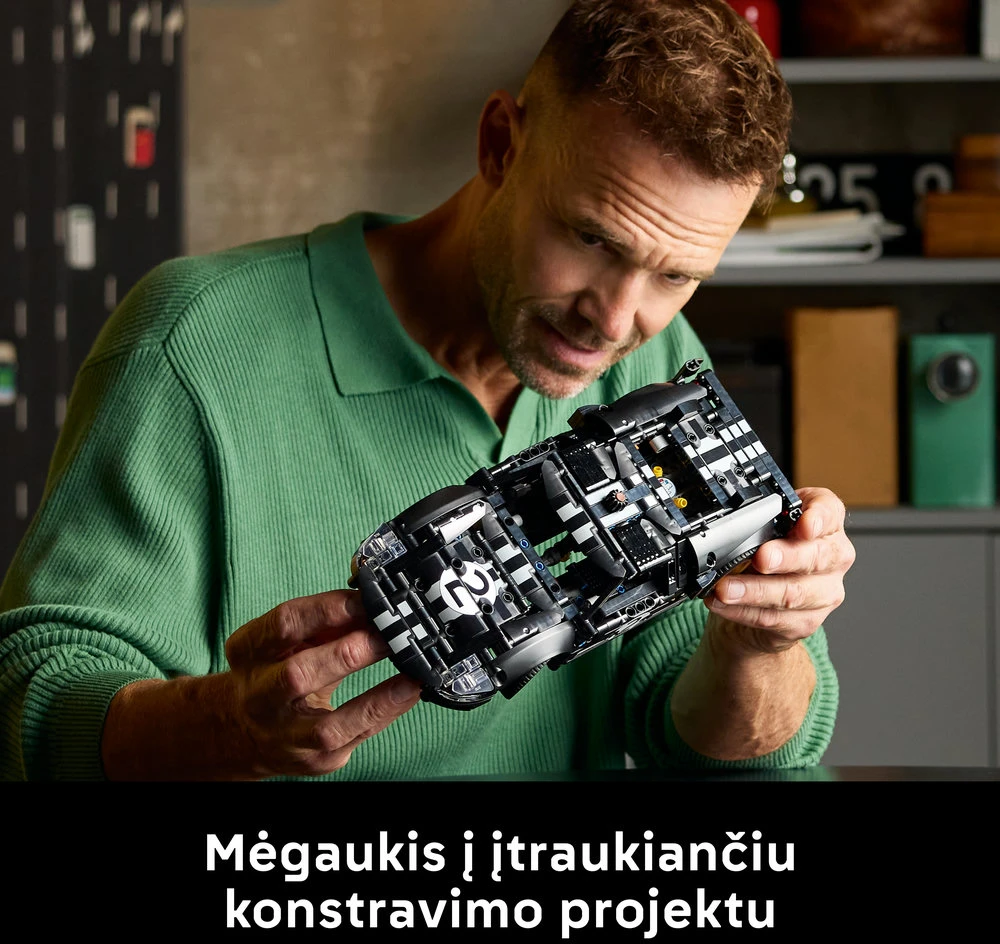 LEGO® Technic Lenktyninis automobilis 1966 Ford GT40 MKII 42223
