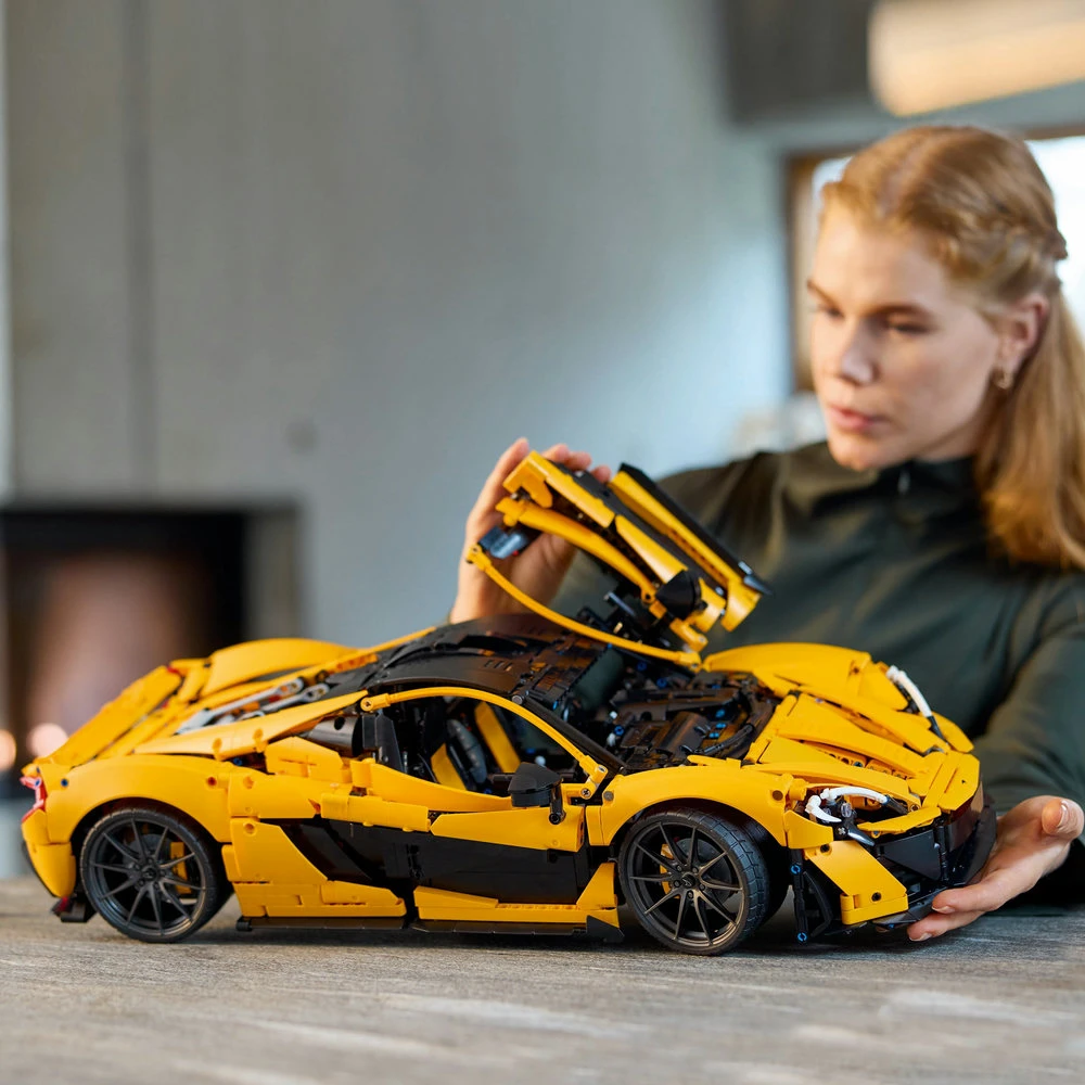 LEGO® Technic McLaren P1™ (42172)