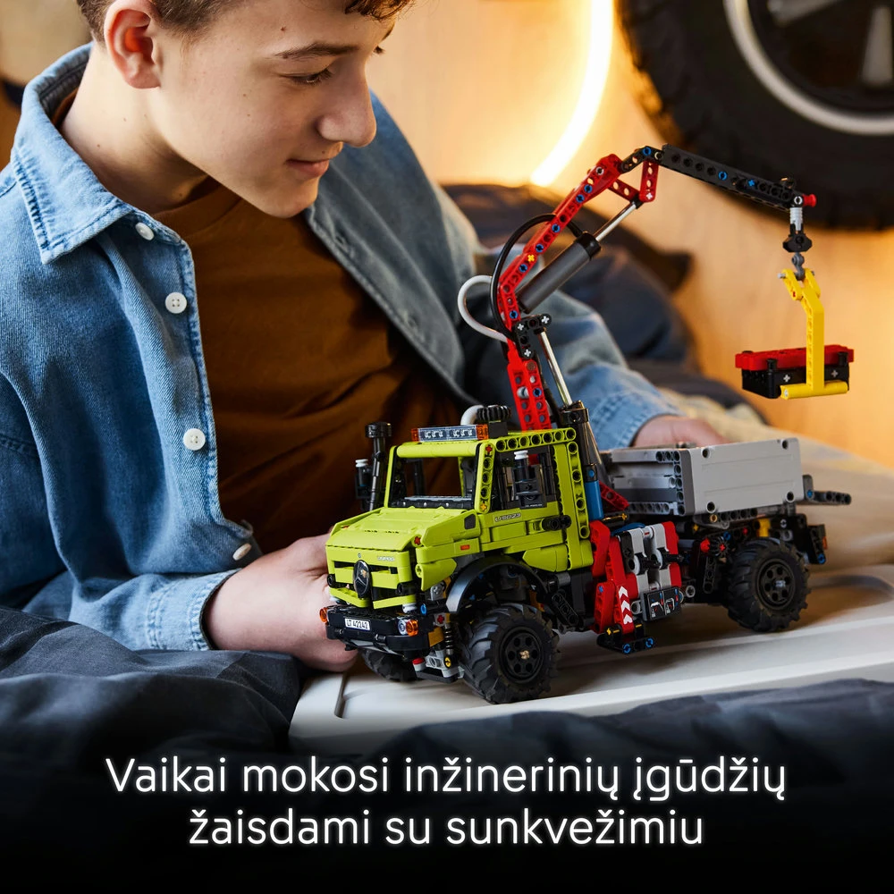 LEGO® Technic „Mercedes-Benz Unimog U 5023“ su gerve 42242