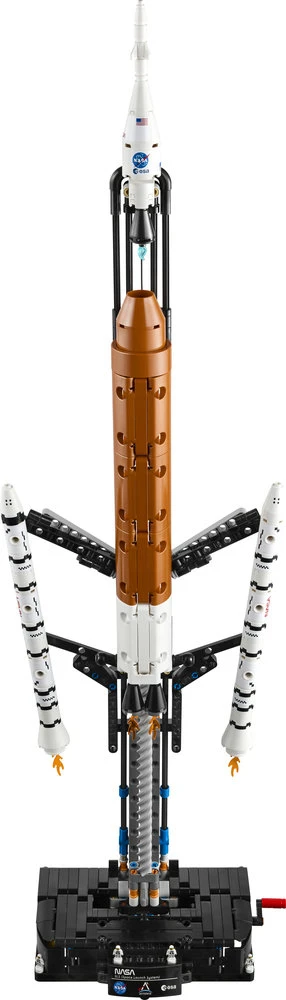 LEGO® Technic NASA paleidimo į kosmosą sistemos „Artemis“ raketa 42221