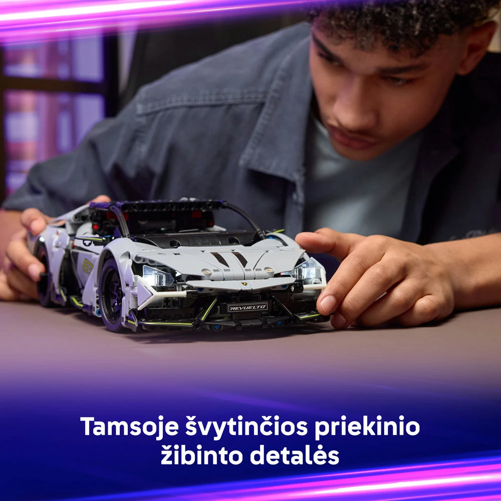 LEGO Technic Sportinis superautomobilis Lamborghini Revuelto 42214