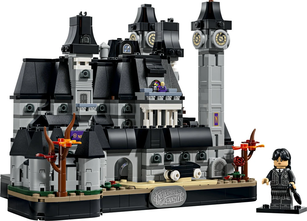 LEGO® Wednesday Nevermore Academy Paslaptingas žaislas 76788