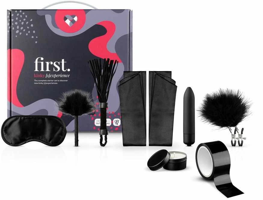 First „LoveBoxxx“ pirmiausia. Kinky [S]Patyrimo pradžios rinkinys