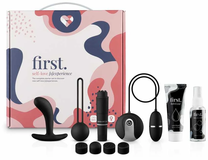 First „LoveBoxxx“ pirmiausia. Meilės sau [S]patirties pradžios rinkinys