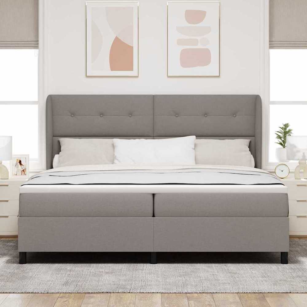Kiemas lova su galvūgalio Tortora 200 x 200 cm audinys