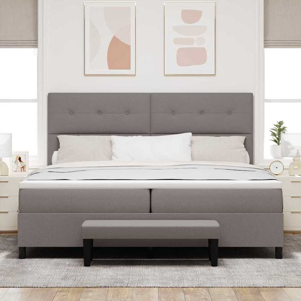 Kiemas lova su galvūgalio Tortora 200 x 200 cm audinys