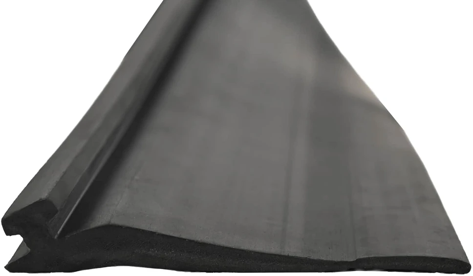Garažo durų sandarinimas Juoda 52 x 2 mm 5,5 m PVC