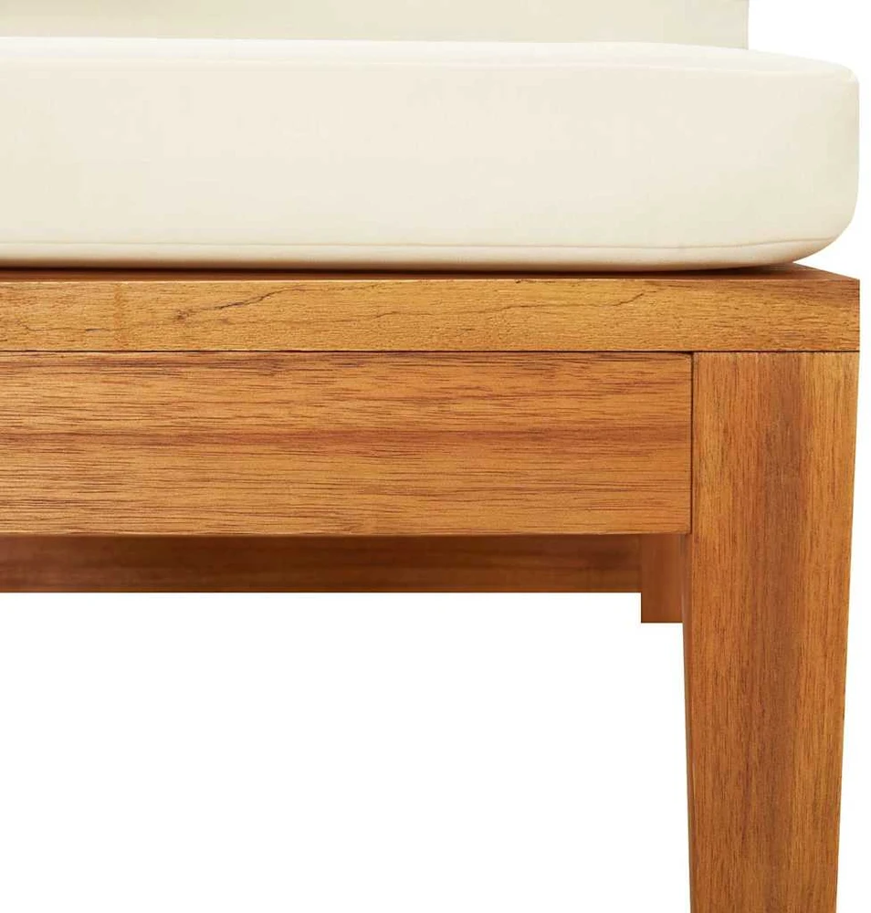 Kampinė sofa su kreminėmis pagalvėlėmis, akacijos masyvas