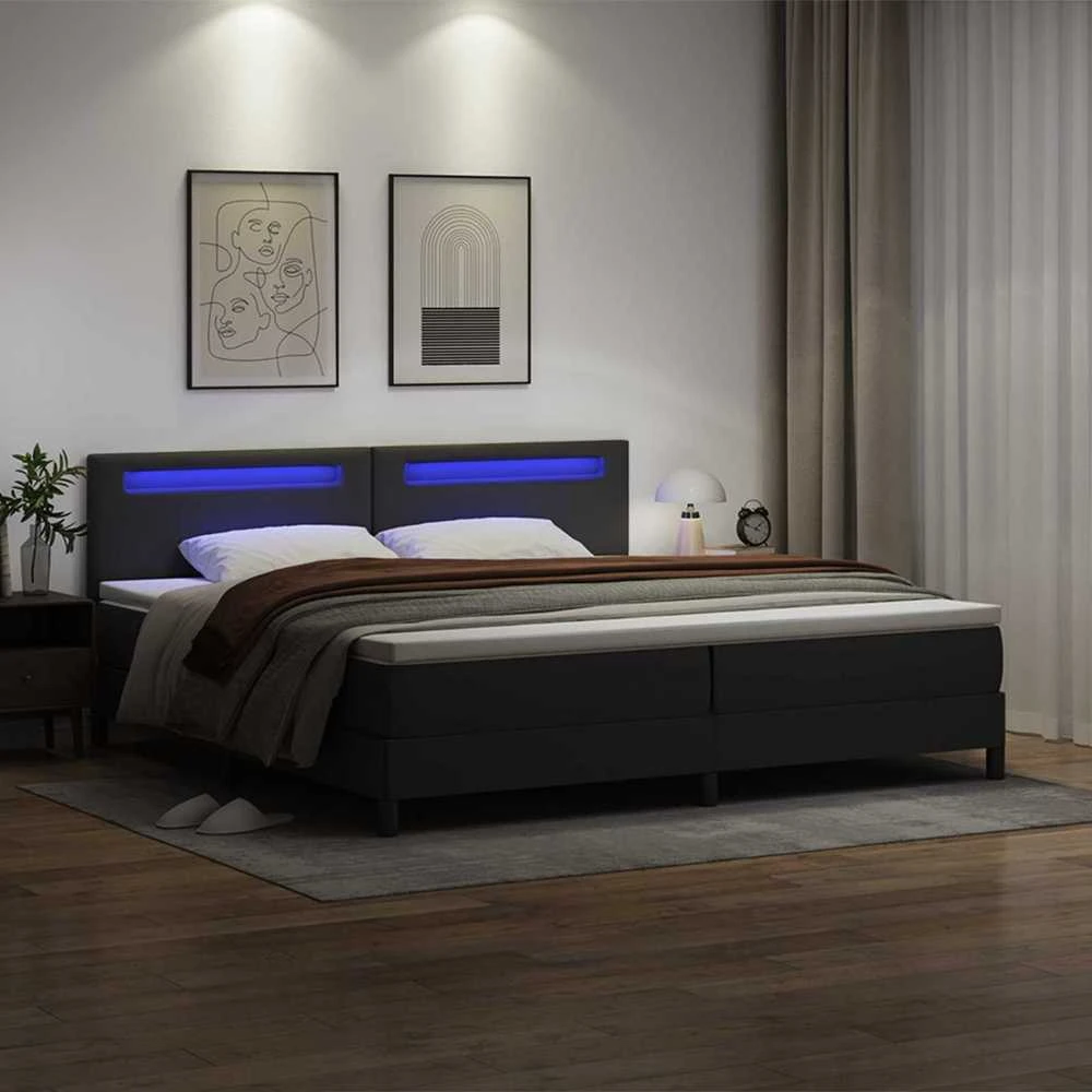 Kiemas lova su LED juostelėmis Juoda 200 x 200 cm Dirbtinė oda