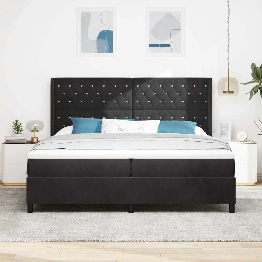 Kiemas lova su čiužiniu su LED Juoda 200 x 200 cm Aksomas