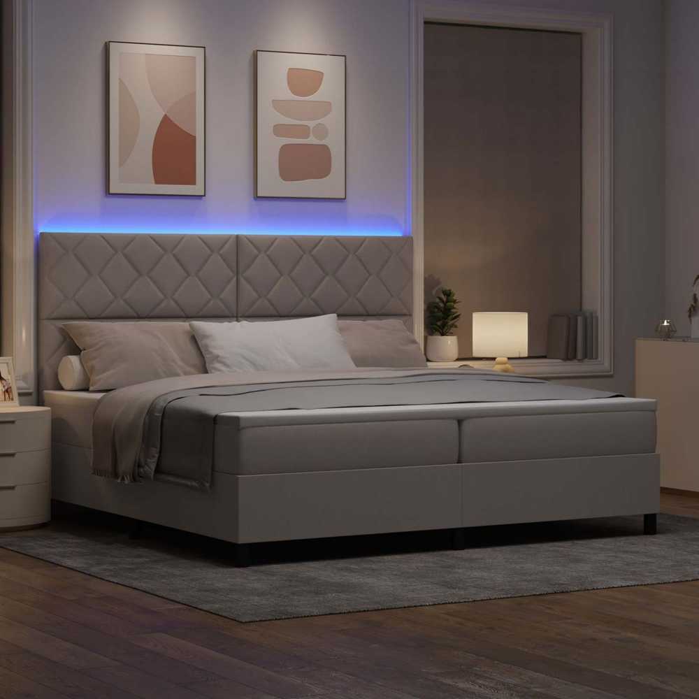 Kiemas lova su LED juostelėmis Tortora 200 x 200 cm audinys