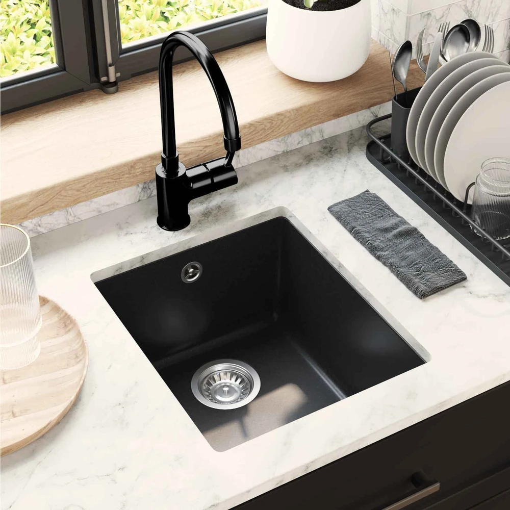 Kriauklė 80% Kvarcas ir 20% Derva 370 x 460 mm Juoda
