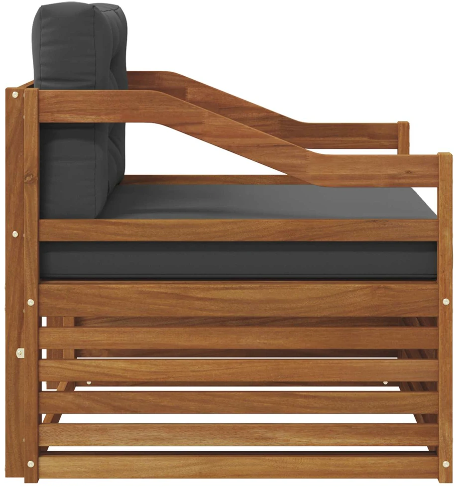 Lauko sofa