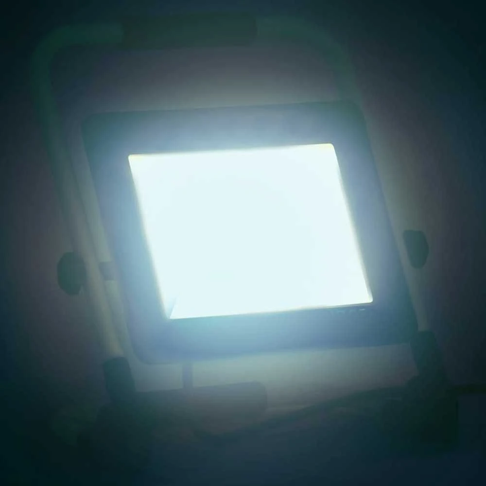 LED prožektorius su rankena, šaltos baltos spalvos, 100W