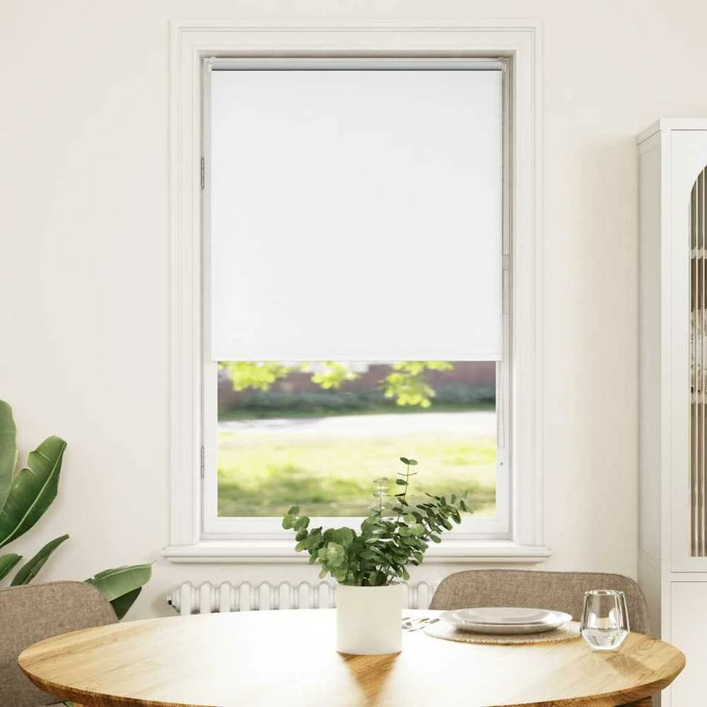 Naktinis roletas baltos spalvos 65x175 cm audinio plotis 60,7cm