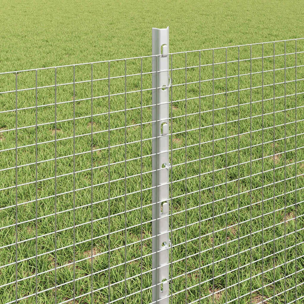Suvirintas vielos tvora su stulpeliais 100 x 0,6 m Sidabrinė