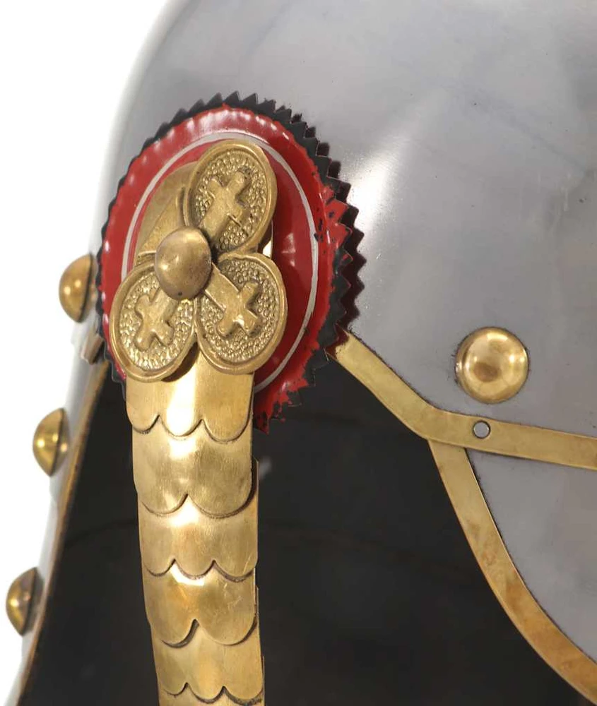 Vokiečių-prūsų šalmas, sidabrinis, plienas, antikvarinė kopija
