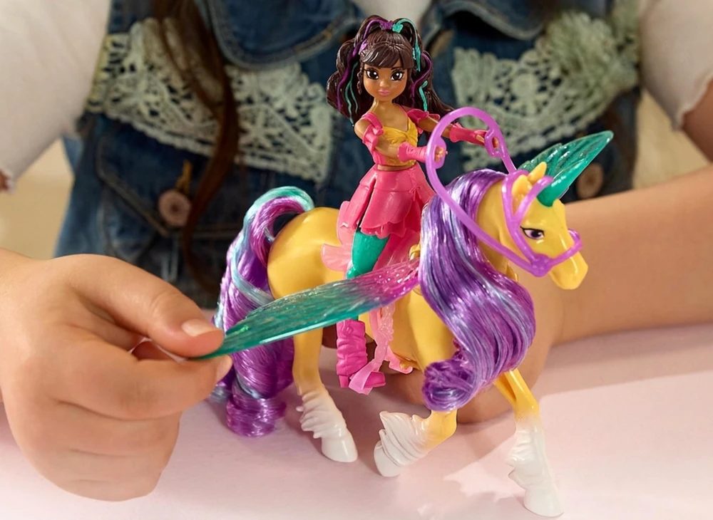 Akademia Jednorożców Magia Skrzydeł Rinkinys lalka Ava i figurka jednorożca Leaf + priedai Unicorn Academy Wing Magic