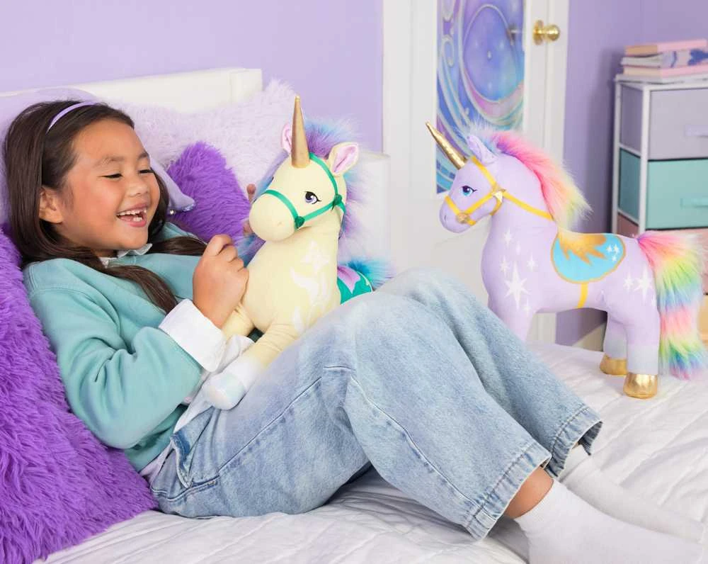 Usorteret Unicorn Academy Vienaragio akademija - Vienaragio akademijos pliušinis lapelis - (6067597)