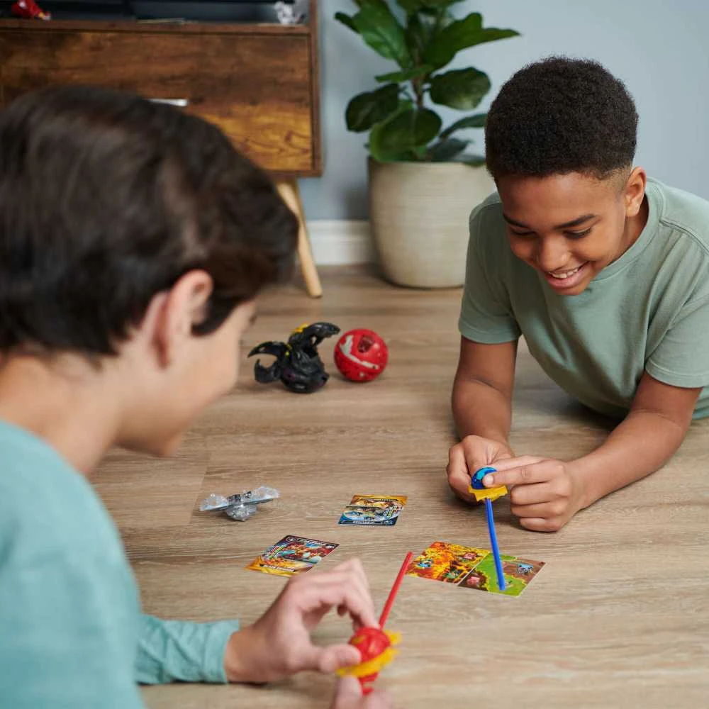 Bakugan set Special Attack Flame Besisukanti spalvinga veiksmo figūrėlė + kortelės