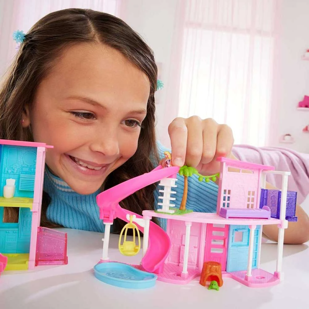 Barbie Mini namai Barbė su staigmena HYF45