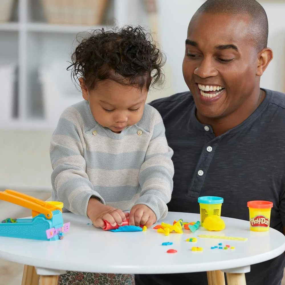 PLAY-DOH Rinkinys „Linksmybių fabrikas“