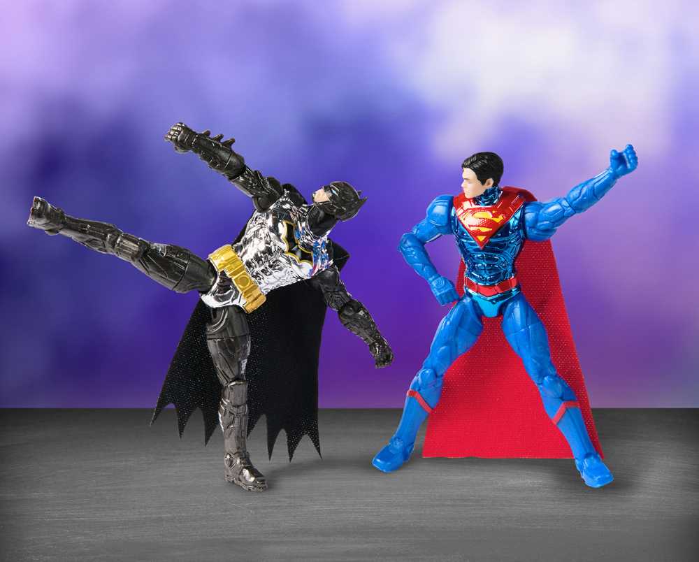 Spin Master DC metalo jėga: šikšnosparnių transformacija