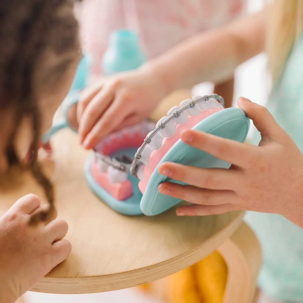 Dėlionė MELISSA & DOUG žaidimų rinkinys „Super Smile“ odontologo žaidimų rinkinys